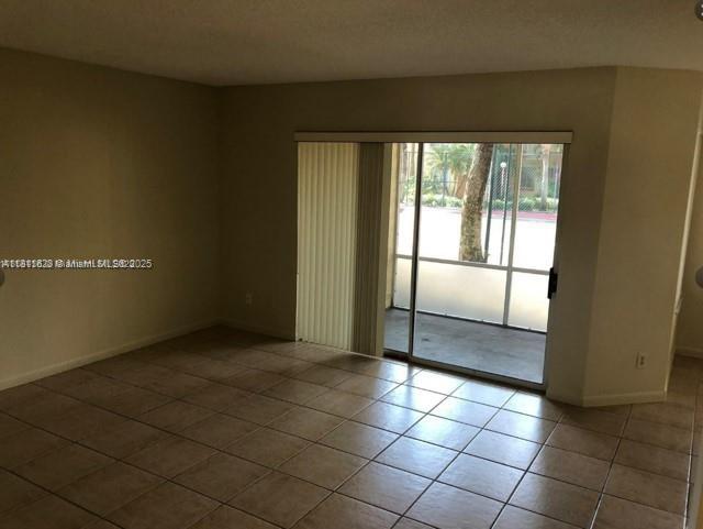 Building Photo - 1002 Coral Club Dr