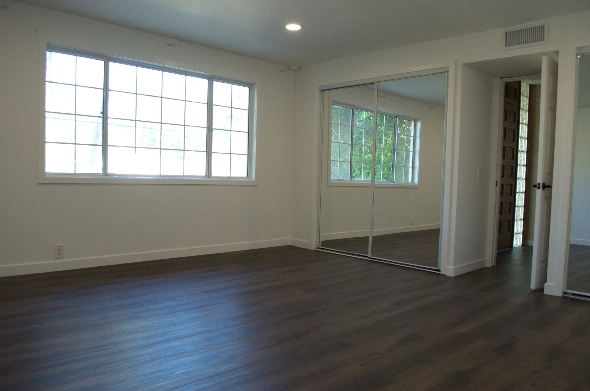 Building Photo - 22234 Miston Dr