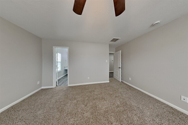 Building Photo - 7734 Pasture Bend Ln