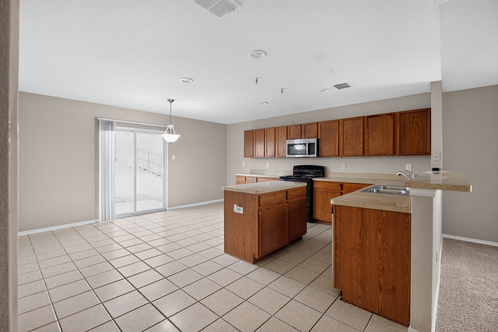 Building Photo - 1432 Oak Hollow Ln