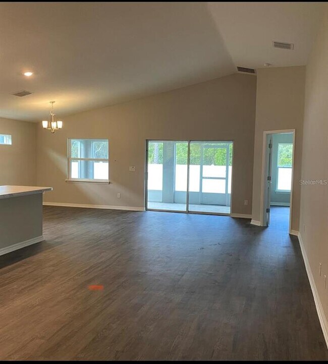 Building Photo - 94 Polermo Ave