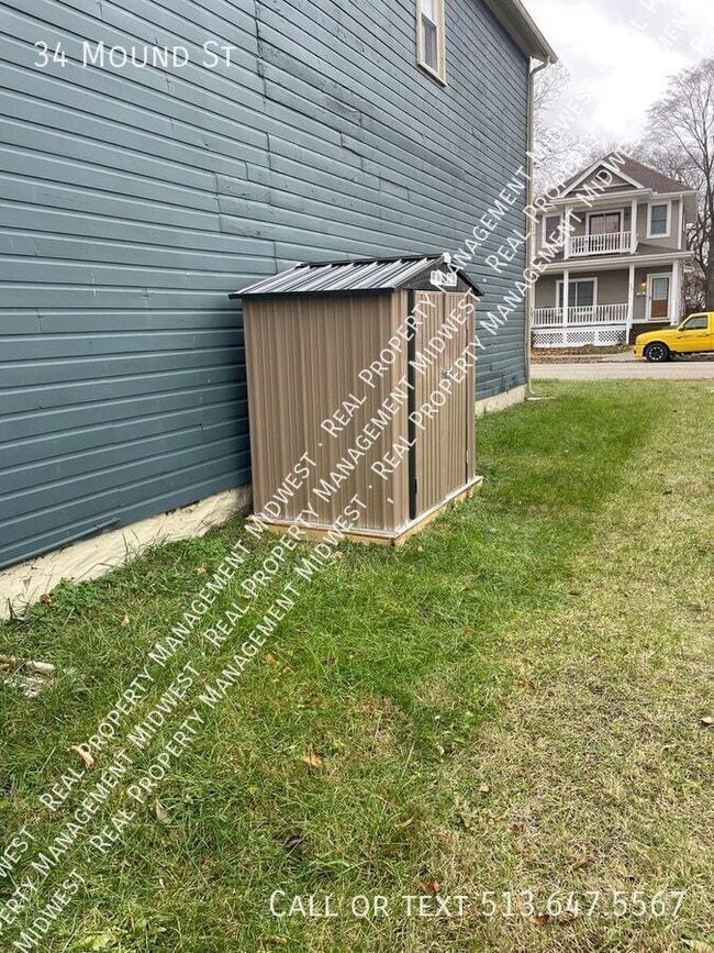 Building Photo - 34 Mound St