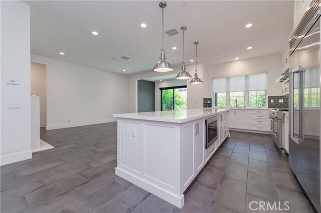 Building Photo - 91 Rockinghorse