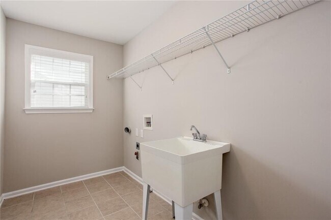 Building Photo - 3810 Cabalzar Ln