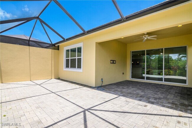 Building Photo - 7162 Dominica Dr