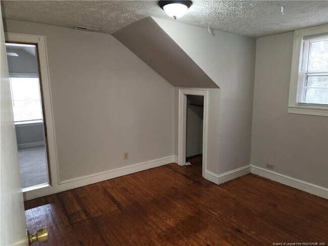 Building Photo - 612 Greenland Dr