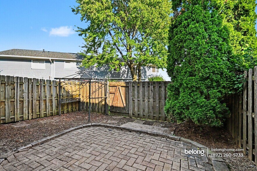 Building Photo - 505 Nebraska Cir
