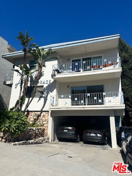 Building Photo - 1412 Barry Ave