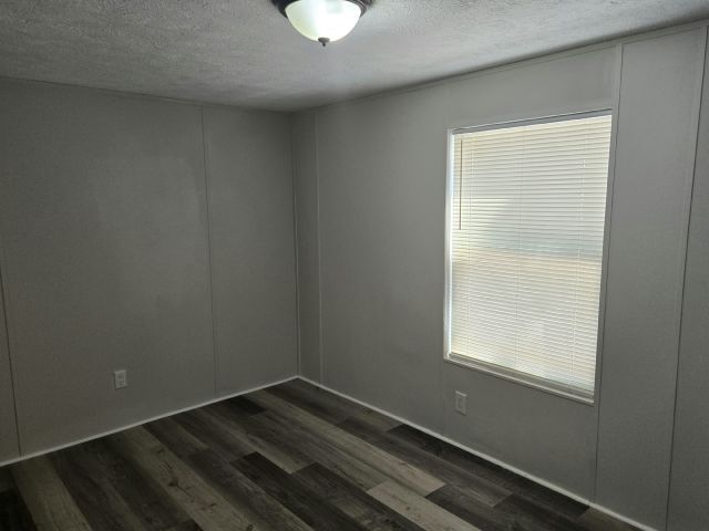 Building Photo - 10830 Leanne Dr