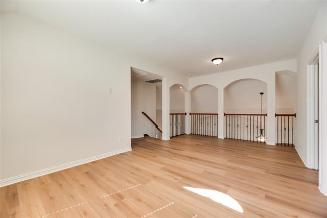 Building Photo - 1438 Wellesley Dr