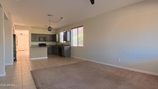 Building Photo - 39816 N Thunder Hills Ln
