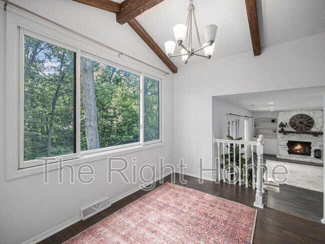 Building Photo - 11736 Quail Dr
