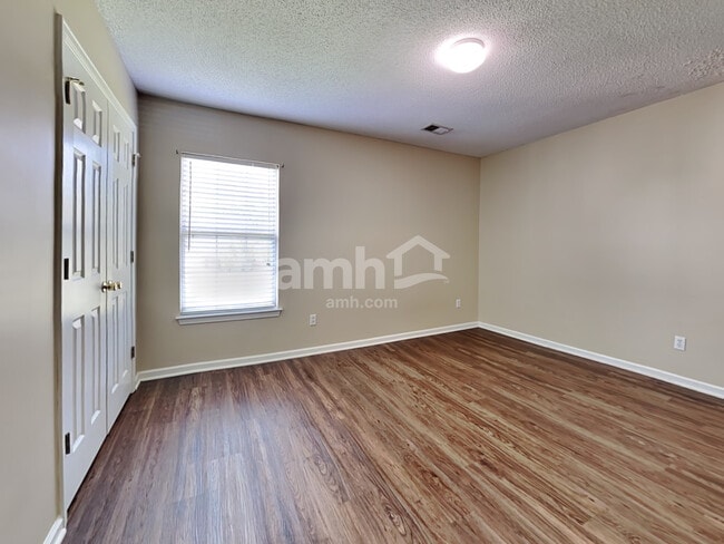 Building Photo - 2021 Clipstone Drive