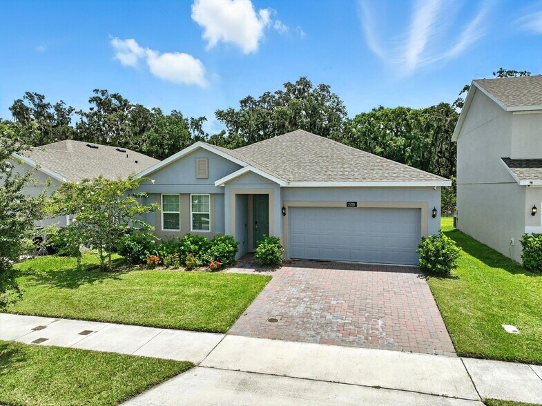 Building Photo - 2720 Nottel Dr