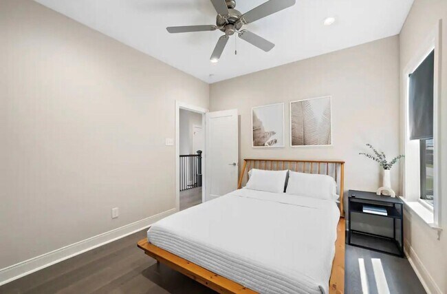 Building Photo - 3703b Bolin Rd