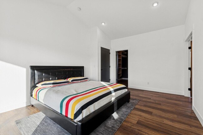 Building Photo - Whitefish Home in The Lakes