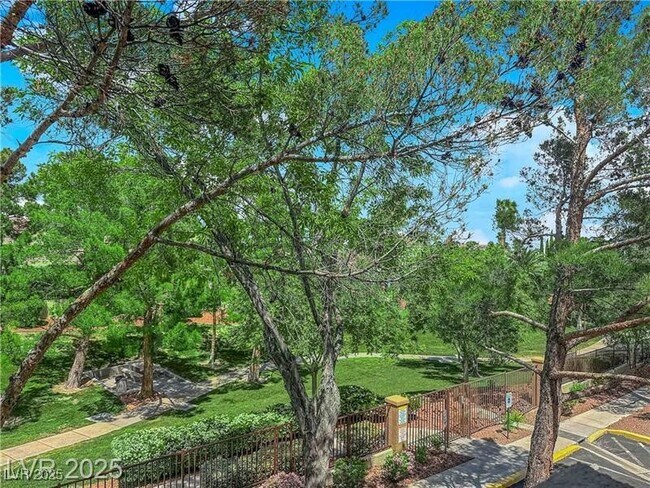 Building Photo - 2052 Jade Creek St