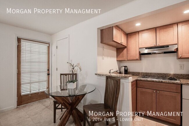 Building Photo - 4 20th Ave S