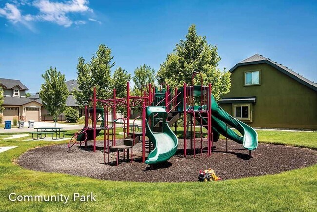 Building Photo - Luxury 4 Bed, 3.5 Bath Home | 4-Car Garage | Resort-Style Amenities