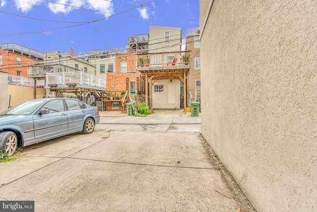 Building Photo - 1233 Battery Ave