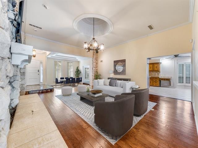 Building Photo - 9141 Loma Vista Dr