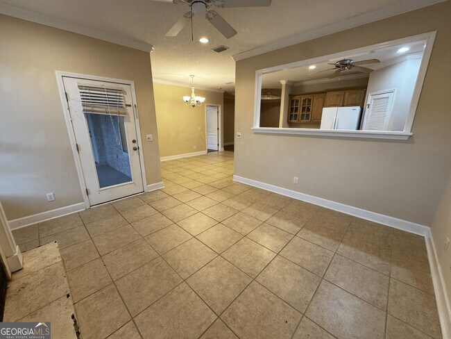 Building Photo - 217 Austin Ryan Dr