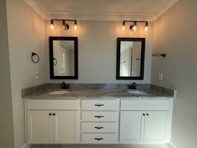 Building Photo - Spacious 4BR/3.5BATH home in the Wrights Farm neighborhood of Grovetown, GA - Available now!!