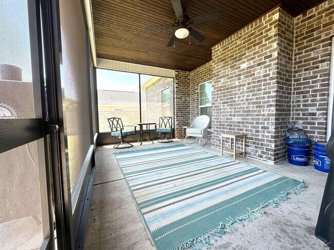Building Photo - 410 Stonegate Trail