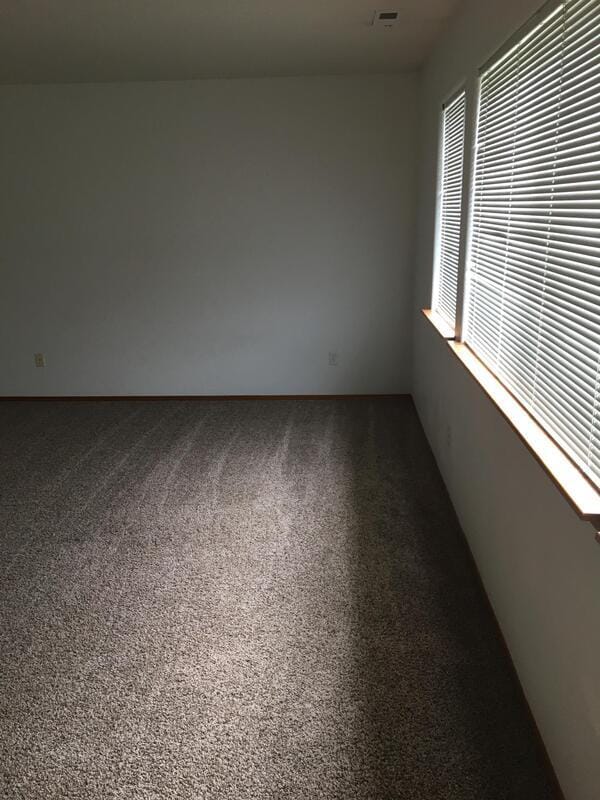 Building Photo - 1330 D S Skyline Dr