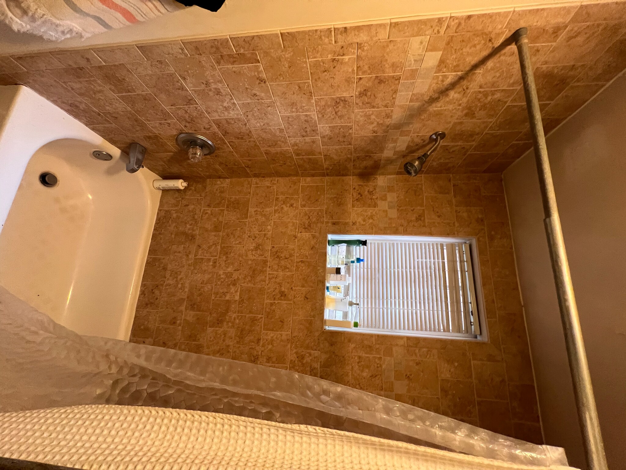 Building Photo - 3009 Ellwood Ave