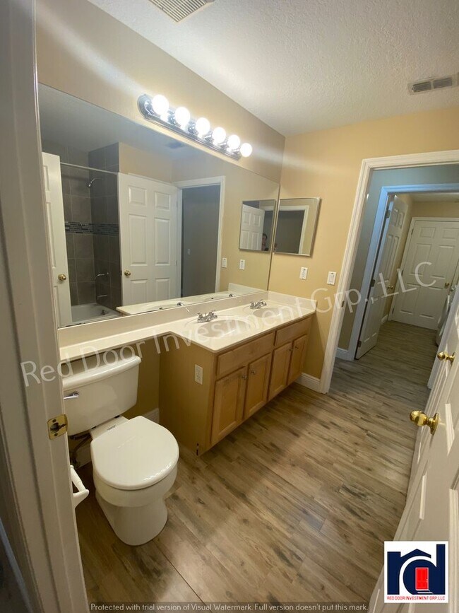 Building Photo - Beautiful 4 bedroom 2 Bath Single Family Home ~Oviedo~