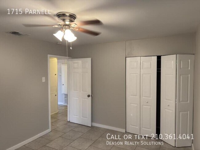 Building Photo - 1715 Parnell-