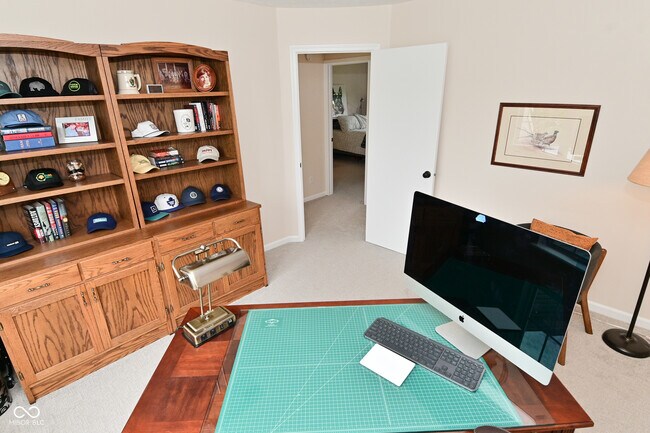 Building Photo - 9477 Aberdare Dr