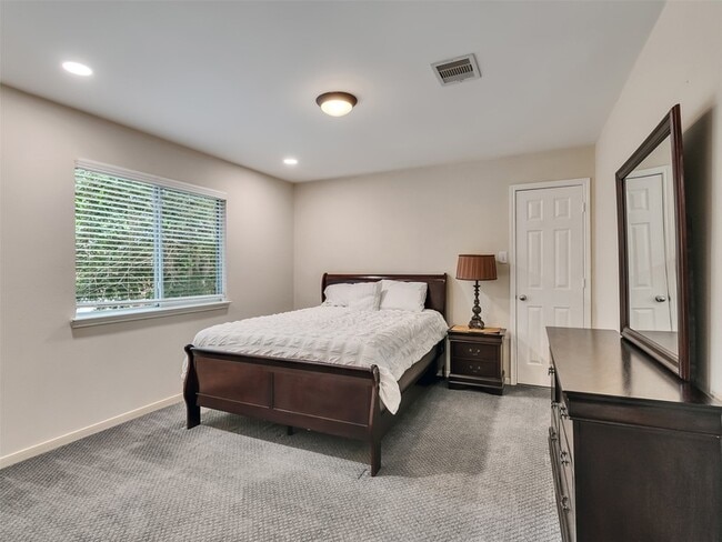 Building Photo - 24507 Red Bluff Tr