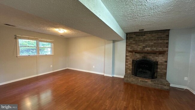 Building Photo - 4725 Salterforth Pl