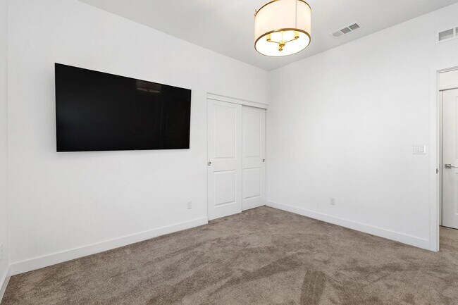 Building Photo - 76333 Trojan Dr