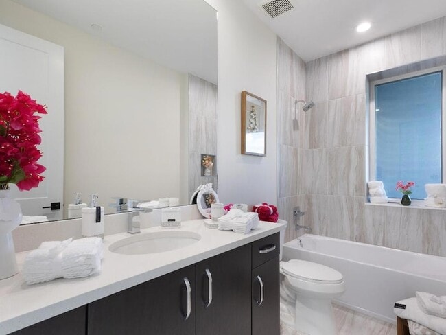 Building Photo - 9124 Coral Isles Cir