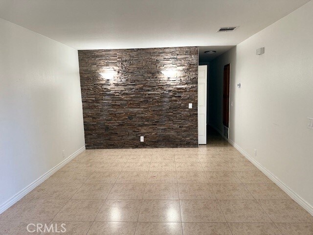 Building Photo - 79740 Ave 42