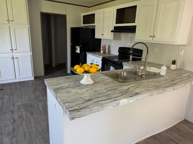 Building Photo - 21071 Pinetex St