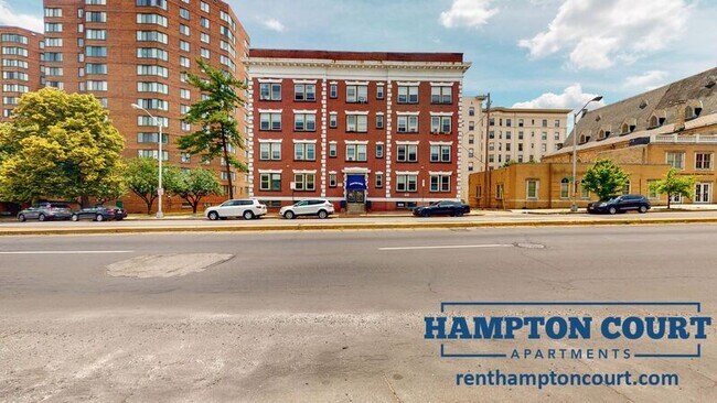 Primary Photo - 307 Dolphin St