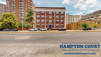 Building Photo - 307 Dolphin St