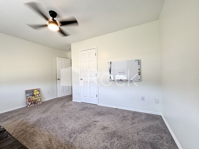 Building Photo - 321 Karlee Ln.
