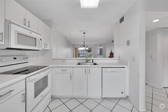 Building Photo - 7711 Trent Dr