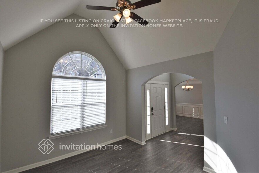 Building Photo - 5212 Sunriver Rd