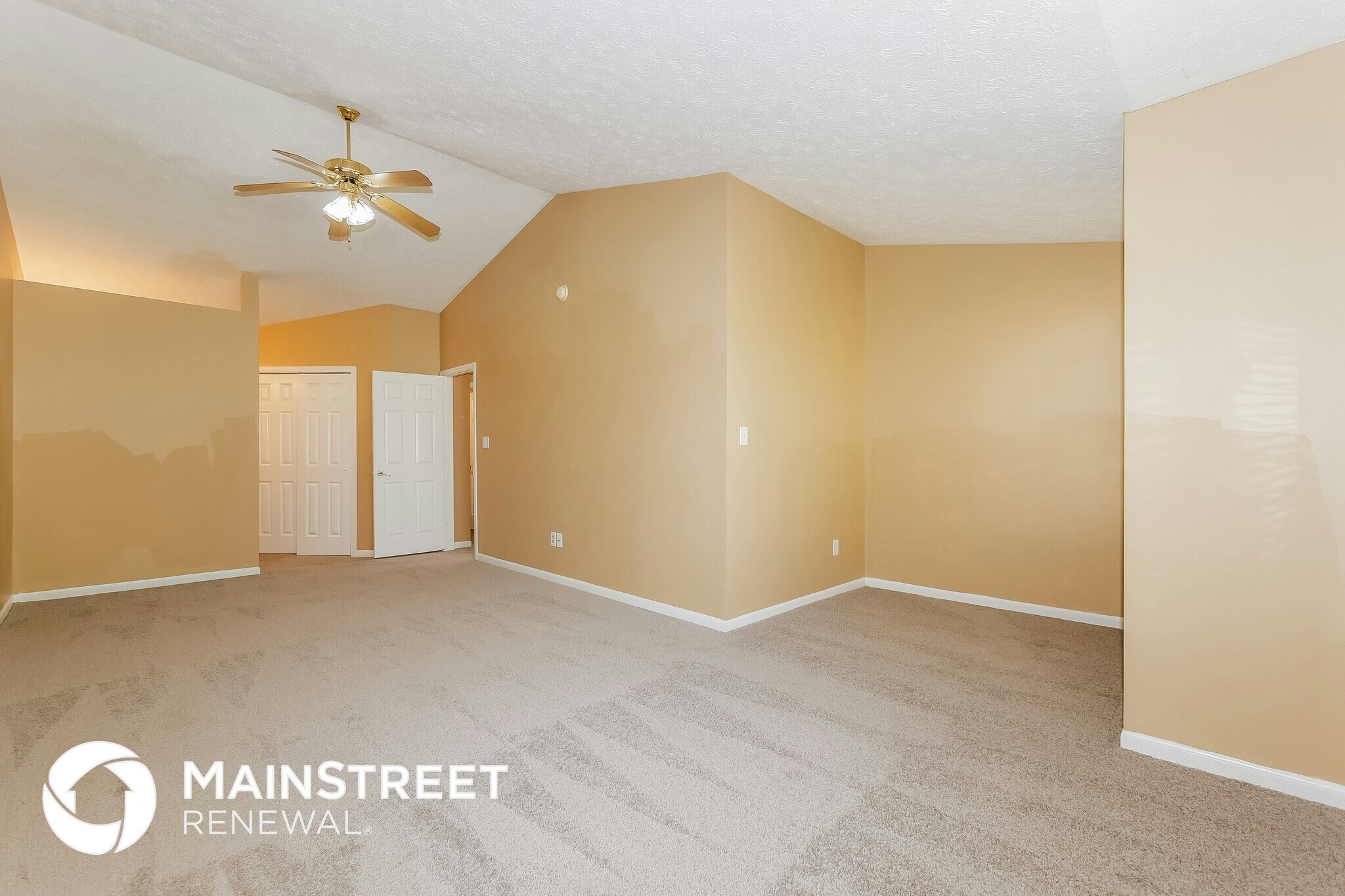 Building Photo - 11045 Falls Church Dr