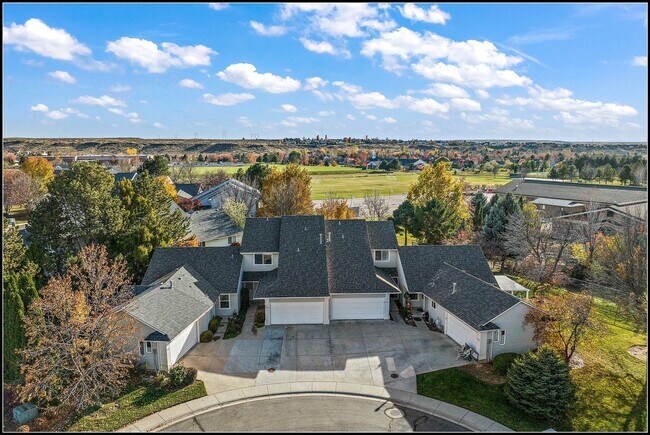 Building Photo - 5541 S Adonis Pl
