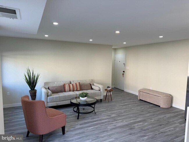 Building Photo - 5113 Crossfield Ct