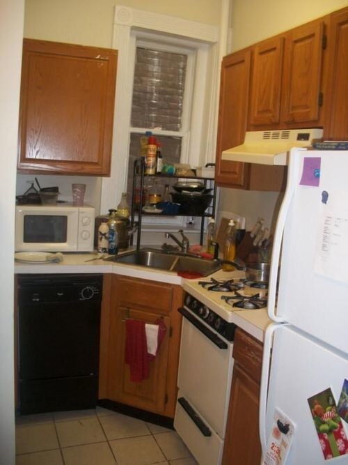 Building Photo - 463 Park Dr