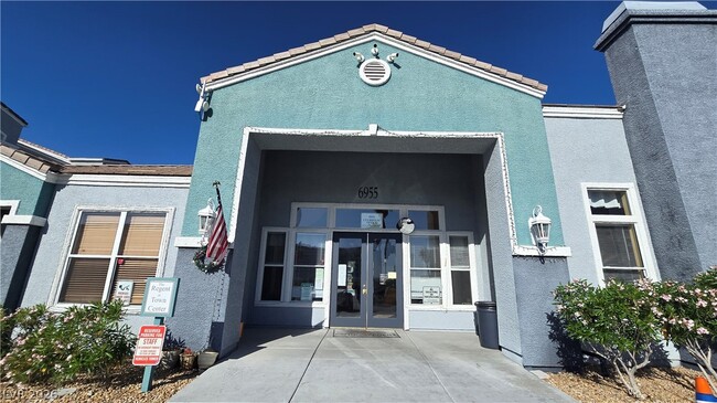 Building Photo - 6955 N Durango Dr