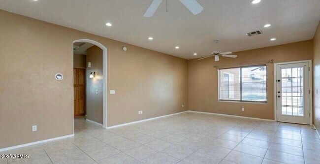 Building Photo - 14510 W Marcus Dr